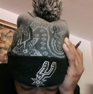 Meet your Posher, Raymond